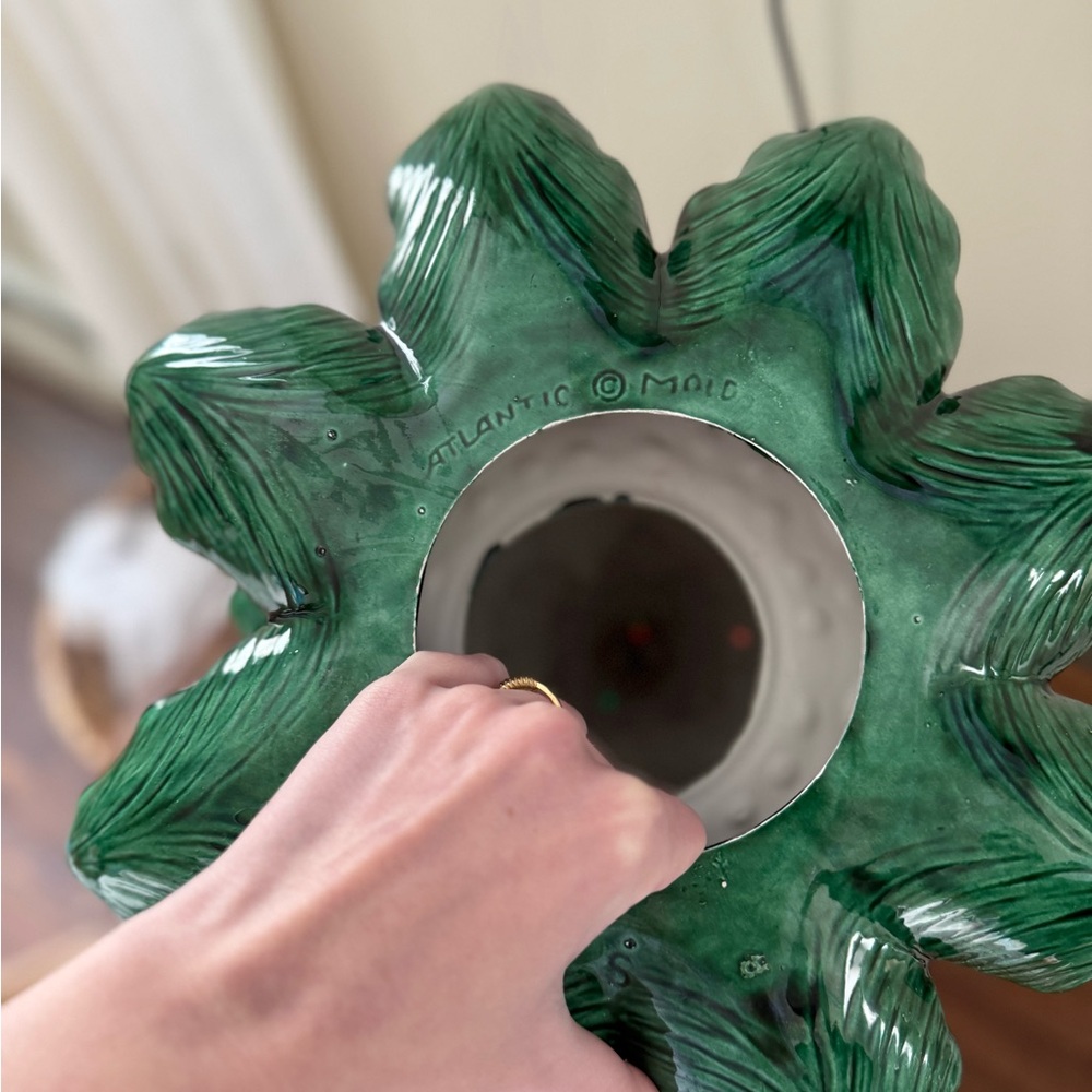 Vintage Atlantic Mold 1970s Ceramic Christmas Tree with Multi-Colored Lights - Picture 10 of 11
